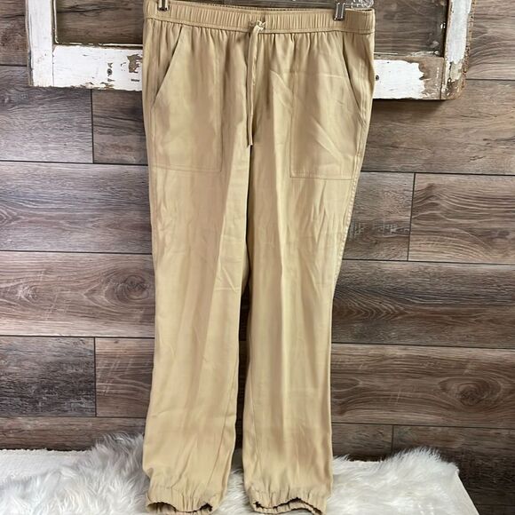 VANHEUSEN Women’s Khaki Stretch Extensible Barrel Leg Drawstring Pants Sz 10 - Picture 2 of 9